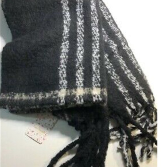 🆕NWT FREE PEOPLE GEMINI Plaid blanket Camel Black - Picture 3 of 9